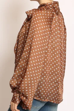Camicia pois c/fiocco moka/celste