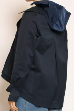 Trench in cotone con cappuccio nylon rimovibile blu