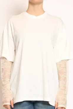 T-shirt con pizzo bianco